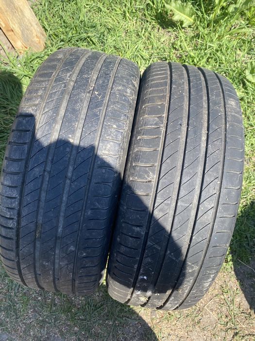 Vand anvelope vară Michelin R16