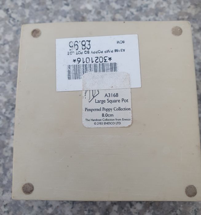 Cutie Cadouri turnata manual