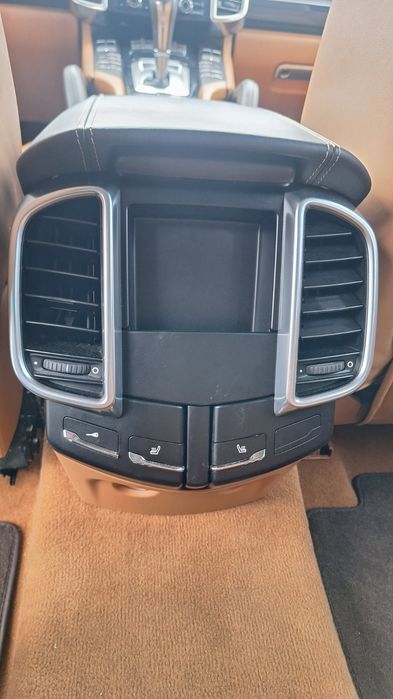 Porsche Cayenne 3.0 S Hybrid 233 к.с. ,автоматик,10 броя на части