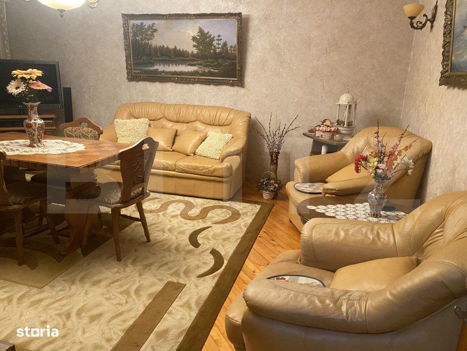 Casa de vanzare, cu 7 camere, 480 mp, zona Bd. Bucovina