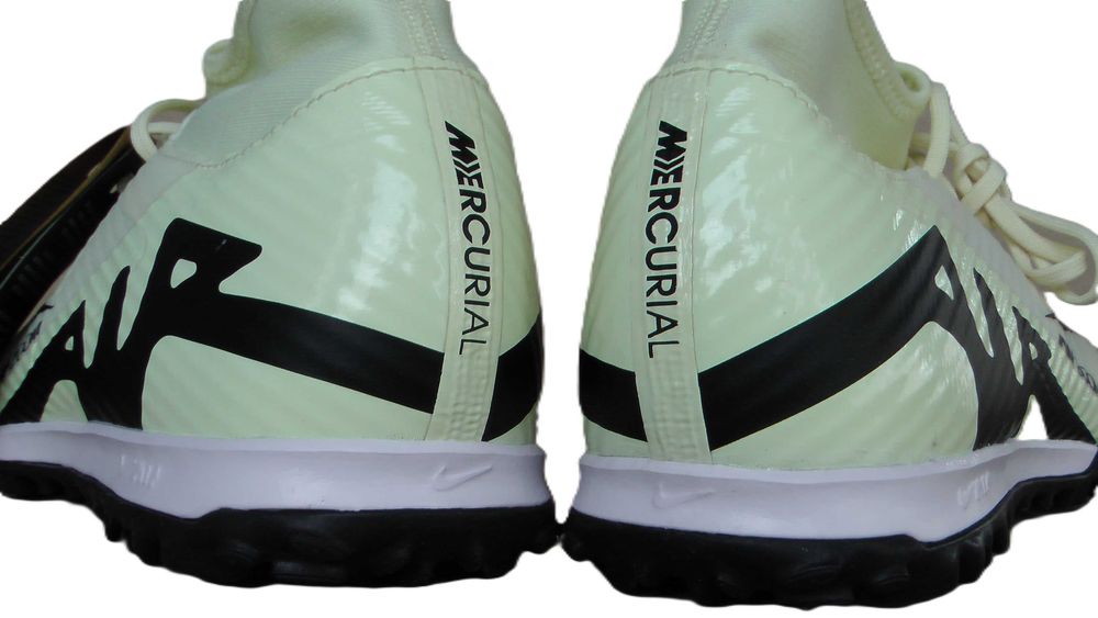 Ghete fotbal sintetic NOI Zoom Superfly 9 Academy marimea 44,5