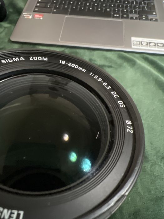 Sigma Dc zoom 18-200 f3.5 - f6.3 montura canon