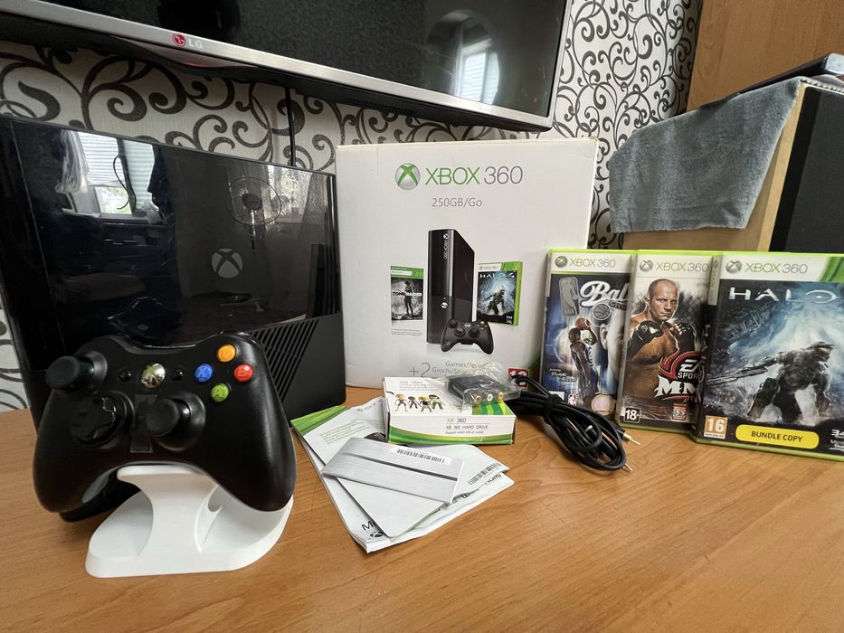 Xbox 360E 250 gb freeboot