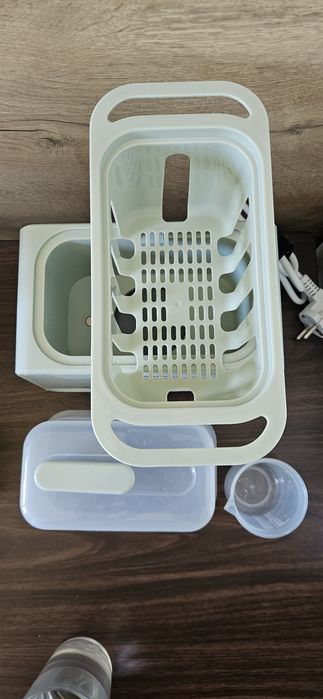 Малък стерилизатор и нагревател за АМ/храна Canpol Babies 7 in 1