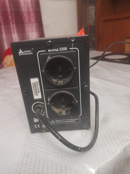 Стабилизатор SVC AVR-600