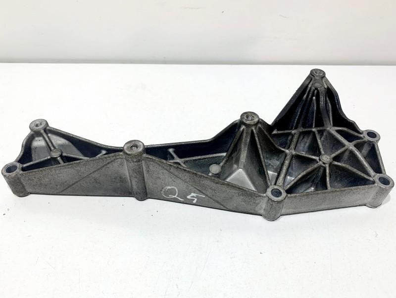 Suport racitor/motor Audi A6 facelift 4f, C6 03L131159 2.0 tdi CAHA