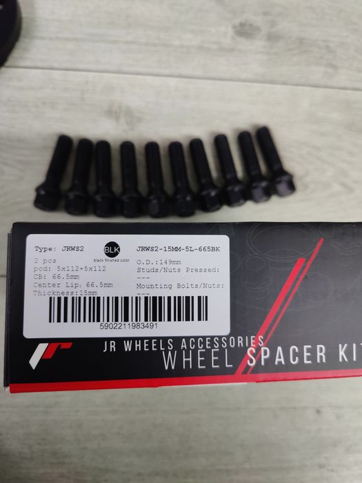 Distantieri 1.5cm/15mm Audi / Mercedes distantiere JR + prezoane lungi