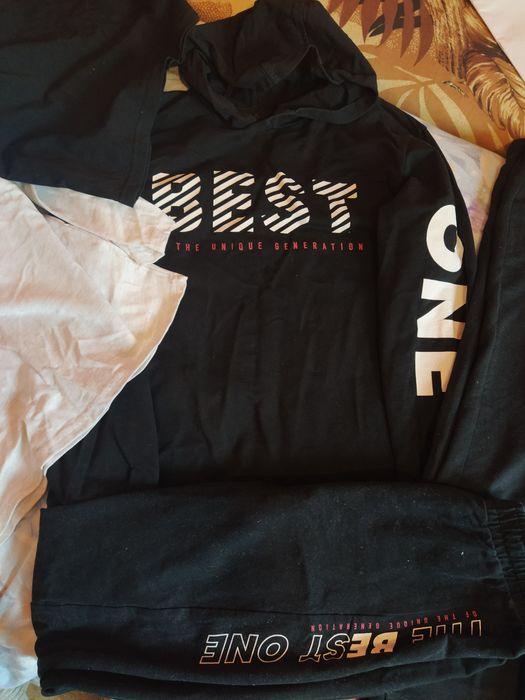 Лот 146/152 LcWaikiki екип, долнища, блуза и тениска