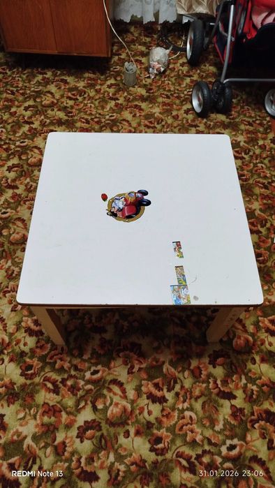 Детский   столик.