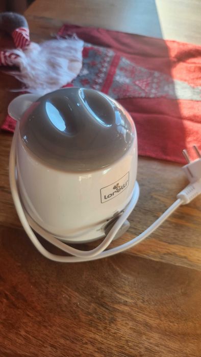 Уред за топлене на бебешка храна ЛОРЕЛИ