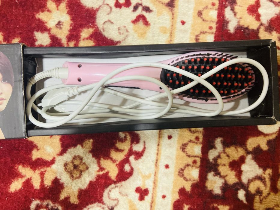 Посуда,гладильная доска,Вешалки,Утюжок-расческа для волос