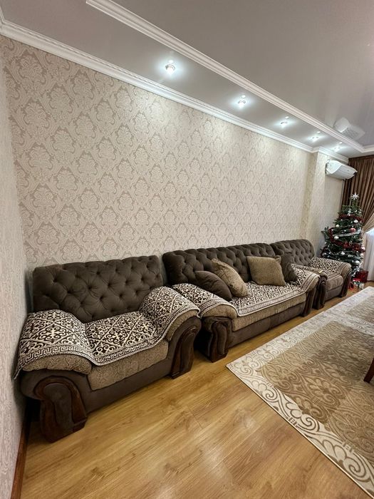 Диван и 2 кресла