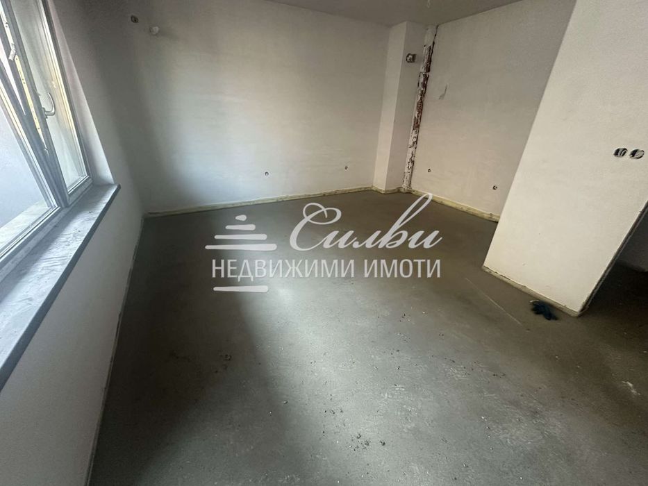 Продава се Двустаен апартамент в Търговище, Център - 59 кв.м за 1254 €/кв.м - Снимка #1