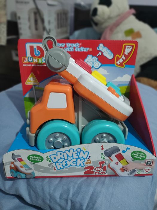 Бебешки / детски музикалн играчки, картонена кула,  пъзели, книжки