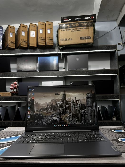 Мощный офисный ноутбук Lenovo Ideapad slim amd ryzen 5-5625U