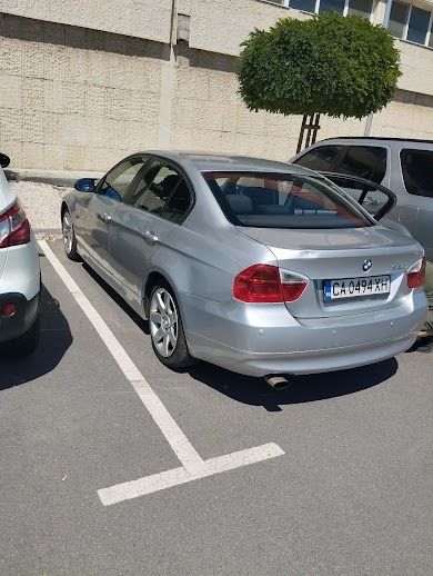BMW 320i E90 | Напълно обслужена ангренажна верига | Всичко платено + Нови летни гуми