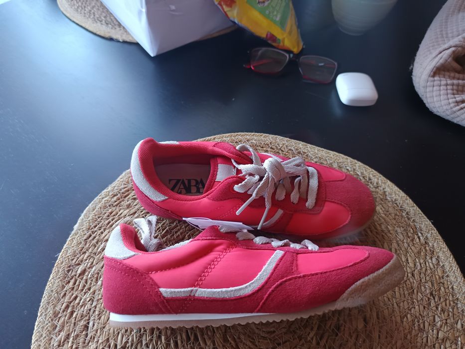 Adidași fetițe Zara