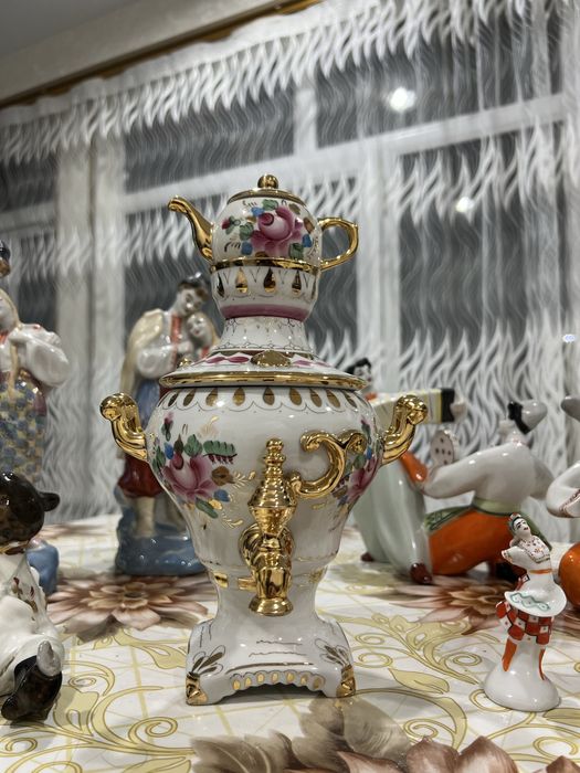 Антиквариант , антиквар , Фарфоровые статуэтки коллекционные