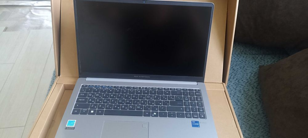 Продам ноутбук ASUS EXPERTBOOK P150CVA