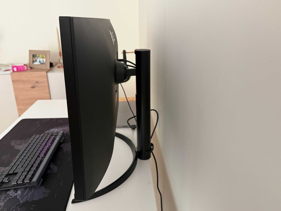 Монитор LG 34WP550-B (34 инча)