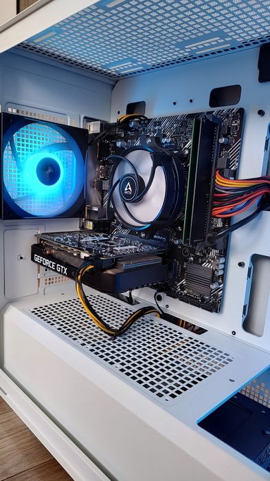 Pc gaming Gtx 1660 Ti/Ryzen 5/16gb ram Gta V Fortnite Cs 2