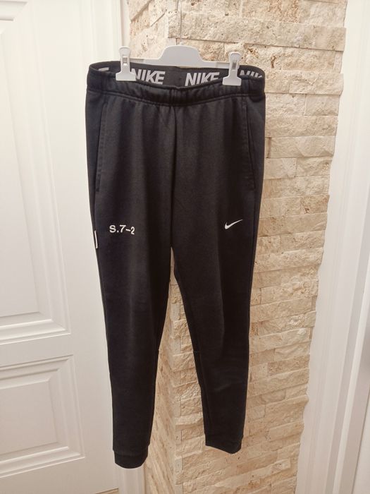 Pantaloni Nike marimea S