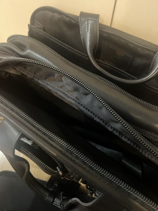 Tumi сумка оригинал новая