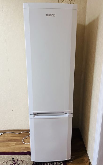 Холодильник BEKO