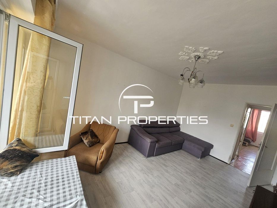 Дава се под наем Двустаен апартамент в Бургас, Братя Миладинови - 64 кв.м за 357 € - Снимка #1