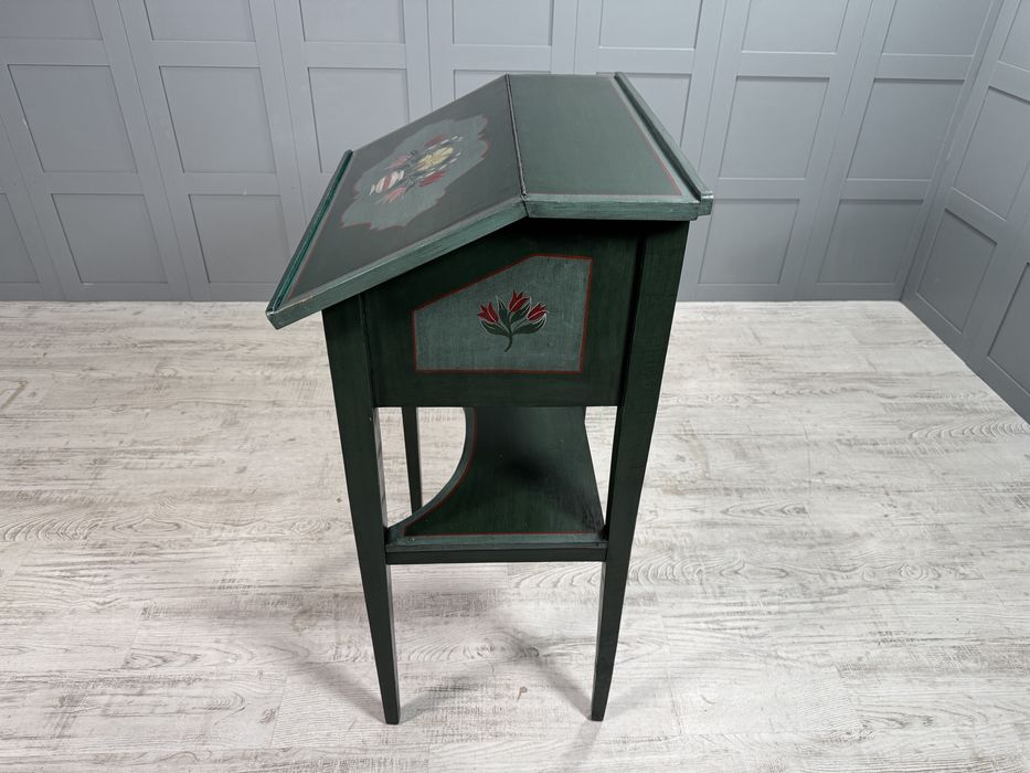 Катедра - конзолна маса Д1100