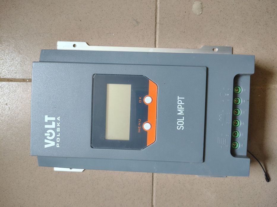 Controler încărcare solar
