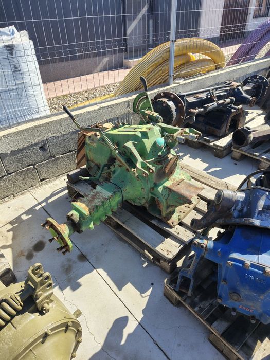 Piese John Deere seria 1000,2000,3000
