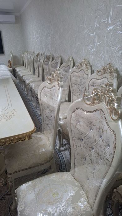 Столь стуль сотилади