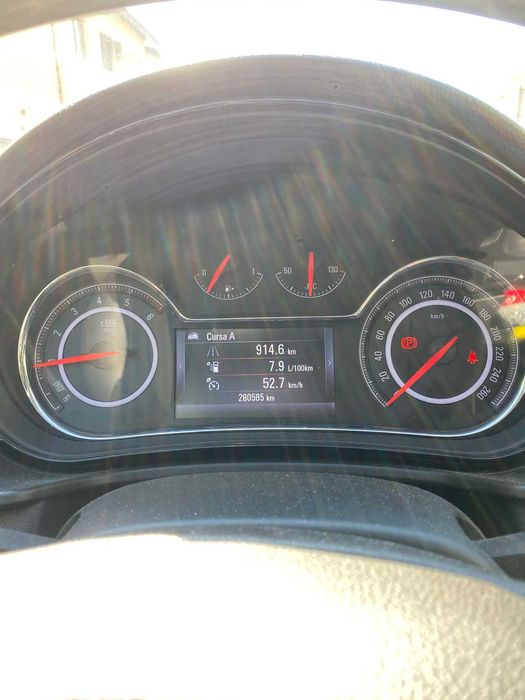 Opel Insignia Sports Tourer 4X4 / Manuala / Navi / Euro 6
