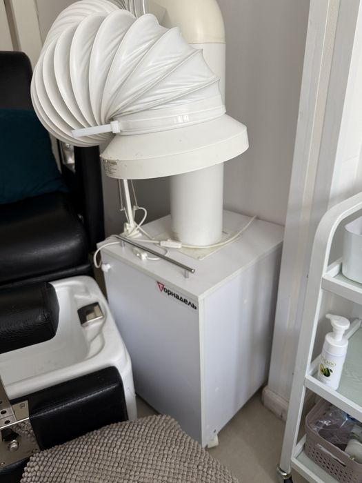 Вытяжка для педикюра