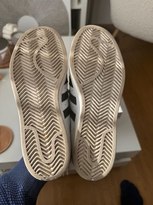 Vand Adidas superstar