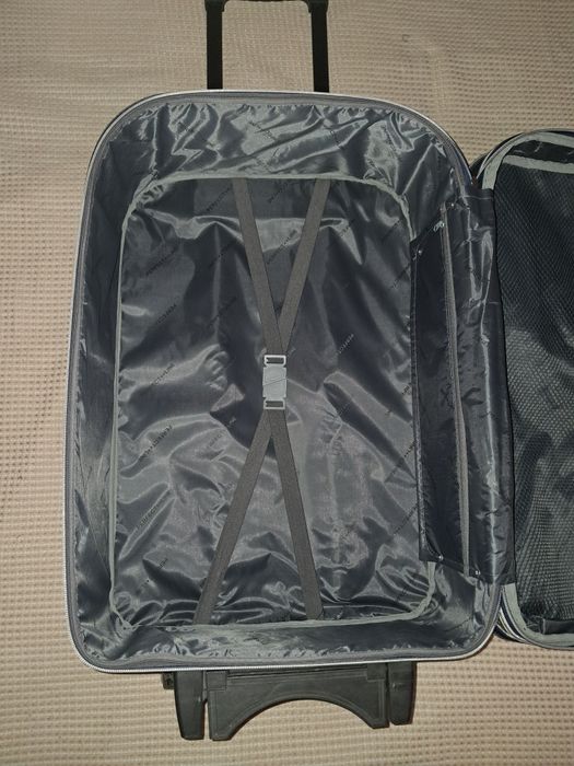 Голям  куфар на колела