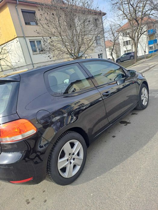 Proprietar vând w golf 6,1.4 benzina, MPI, 2010