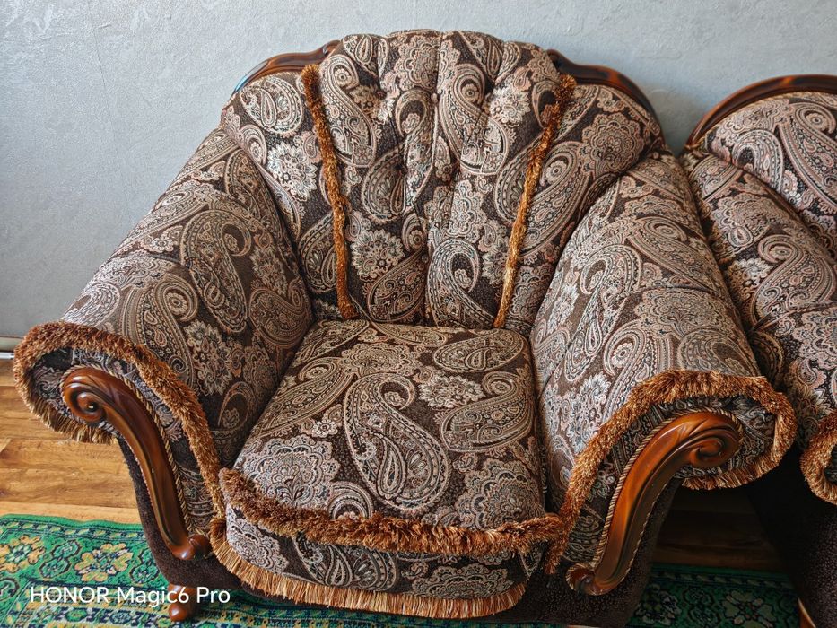 Продам мини диван и кресло