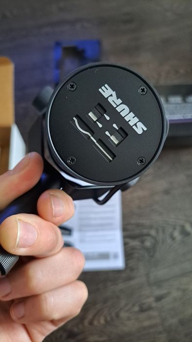 Микрофон Shure SM7B.