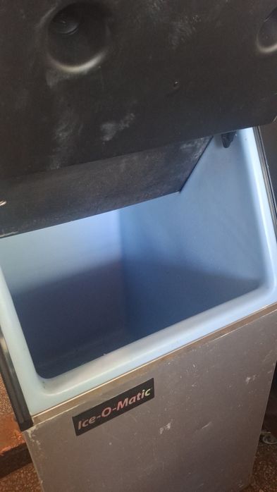 Ледогенератор BREMA професионален 160 кг