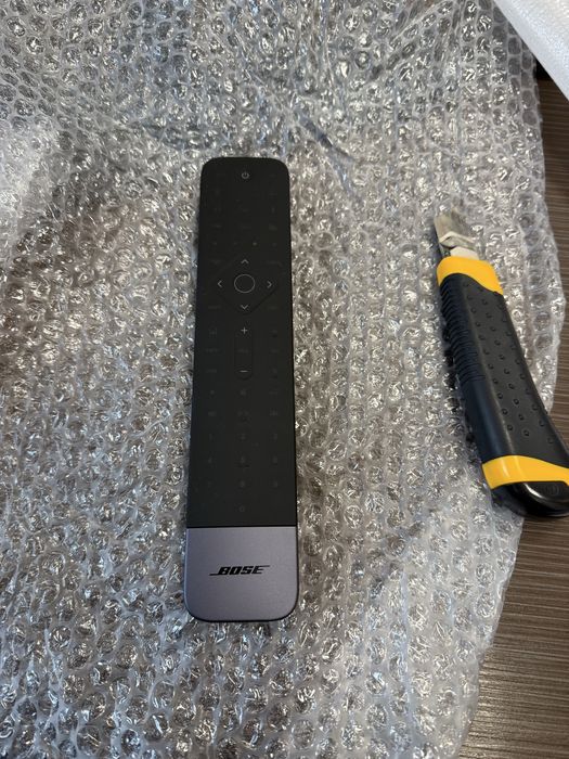 NOUA NOUTA: Telecomanda Bose 700 Universal Remote pt. Soundbar 700