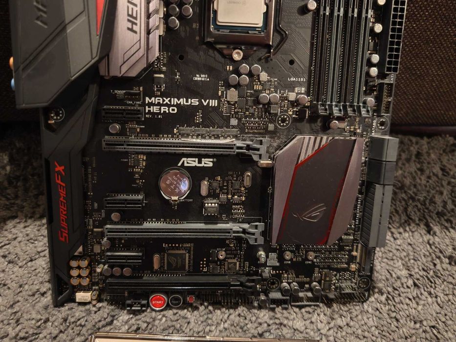 ASUS ROG Maximus VIII Hero + Intel Core i7-6700K, четириядрен (4/4.2GHz]