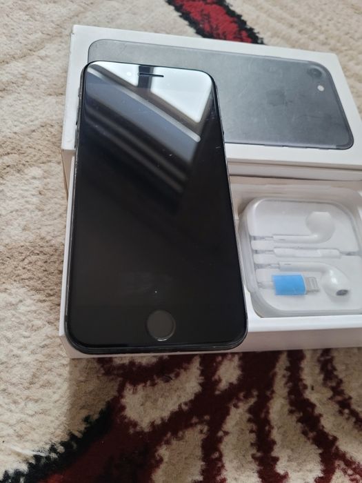 Продаётся  IPhone  7 128гб