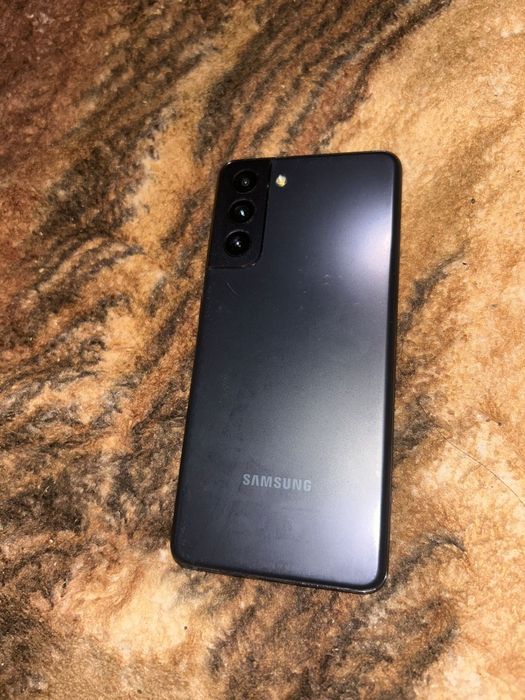 Vând galaxy s 21 5G