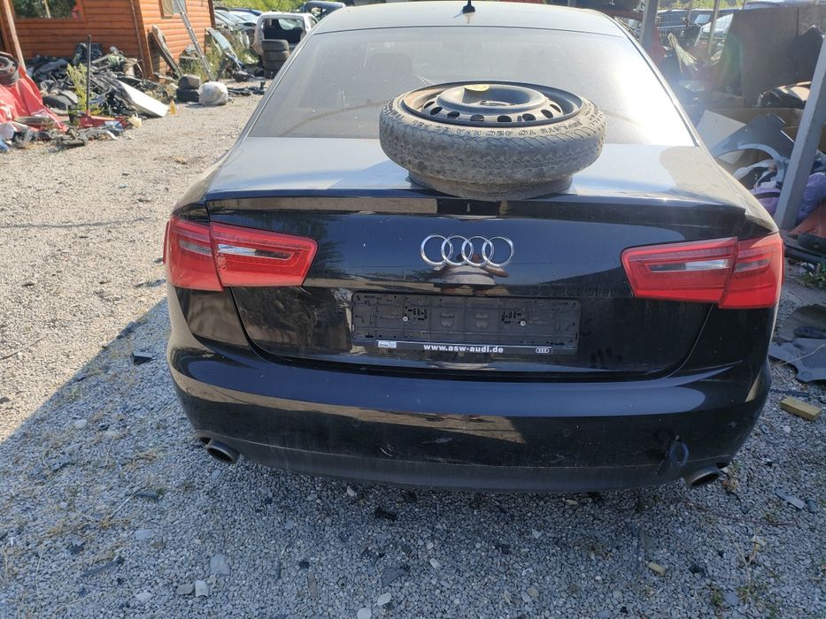 Продавам на части Ауди А6 2012г 2.8fsi