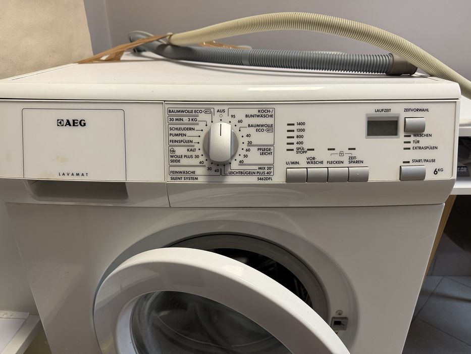 Пералня AEG