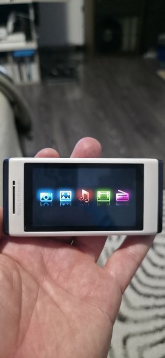 Sony Ericsson Aino u10i