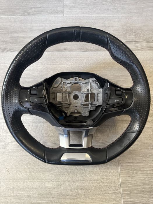 Волан Peugeot 308 GT Пежо 308 ГТ Запазен