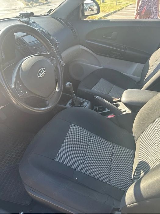 KIA Ceed 0 — imagine 3